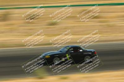 media/May-31-2025-CalClub SCCA (Sat) [[2c1a04e1ee]]/Race/Group 5/Turn 4b/
